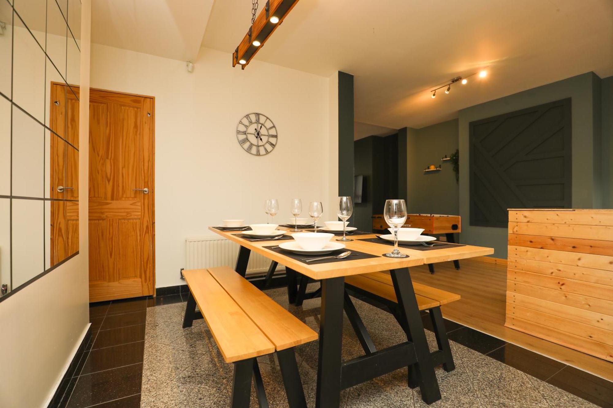 Anfield Luxe Retreat - Stylish Stay With Parking - Steps From Stadium - Short Drive To City Centre ลิเวอร์พูล ภายนอก รูปภาพ